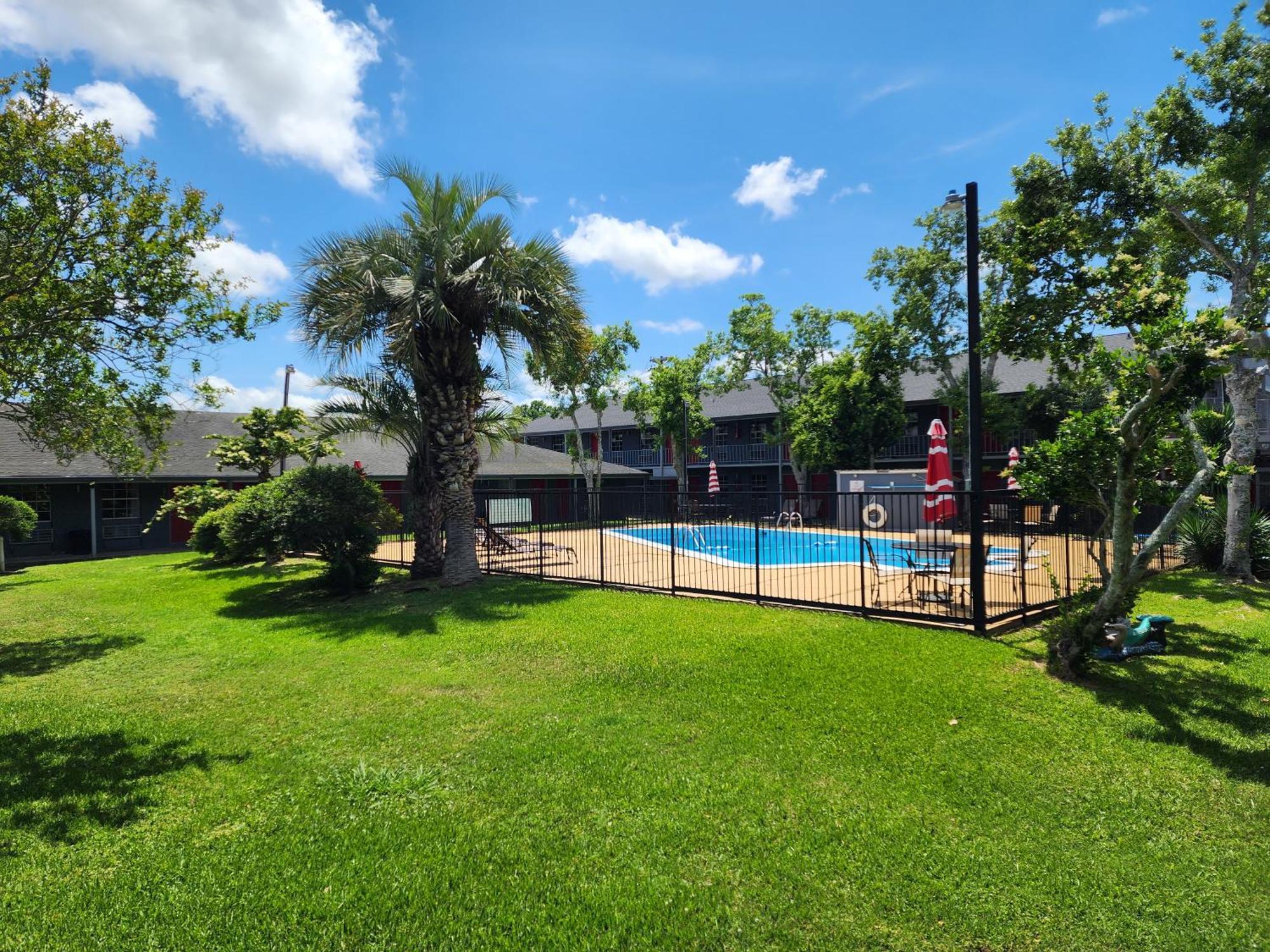 Red Carpet Inn - Houma Exterior photo